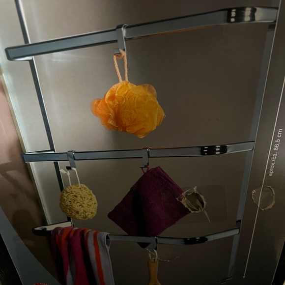 Bathroom hanger Rack - Picture 3 of 4